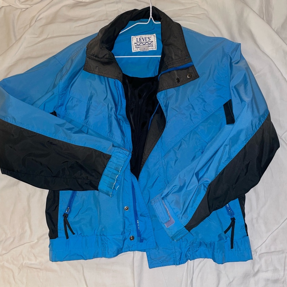 Levis Thunder River Windbreaker